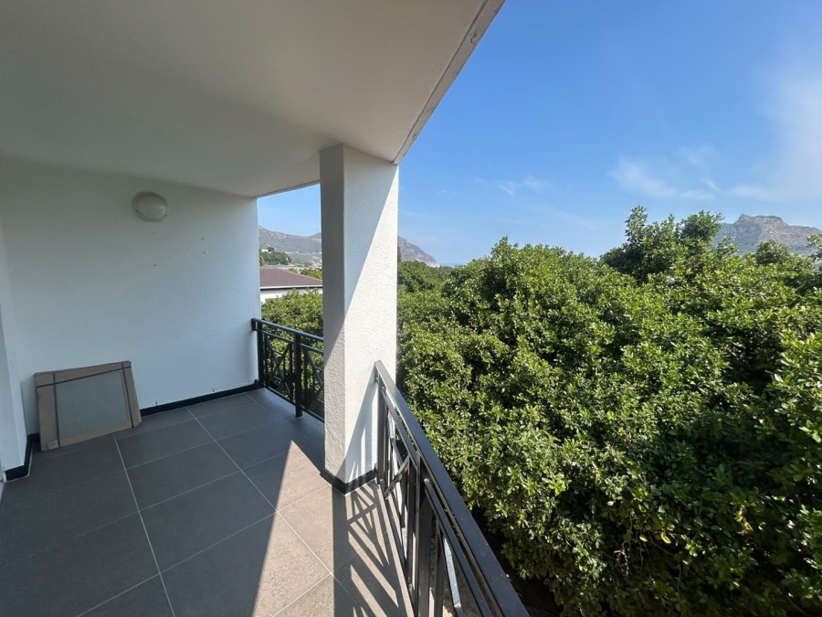 To Let 3 Bedroom Property for Rent in Hout Bay Western Cape